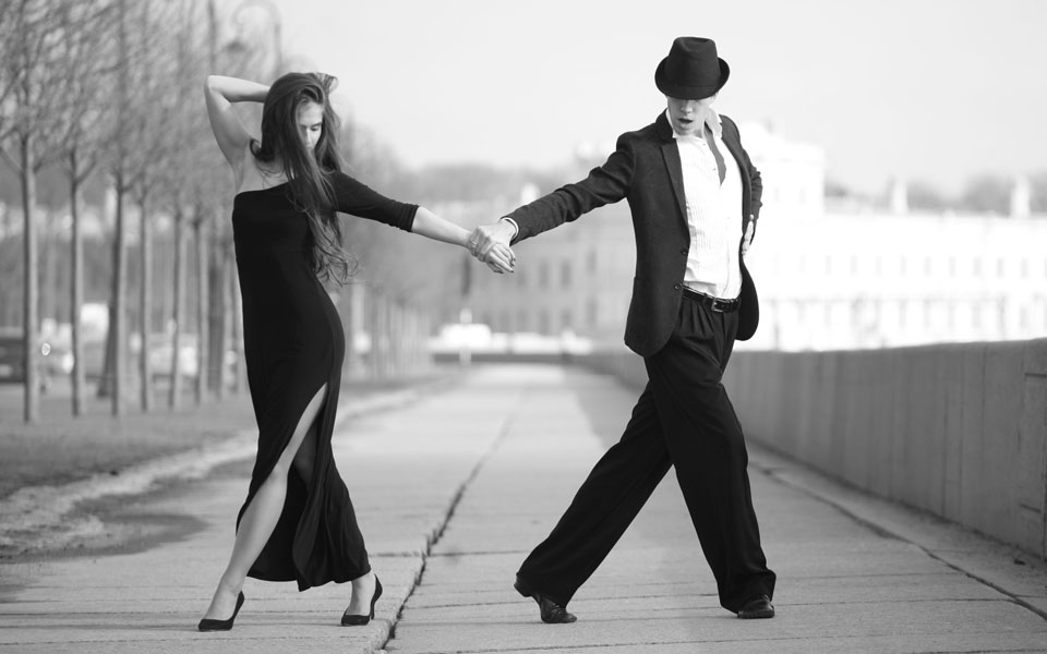 Павел Щеглов и Елена Гусева танцуют танго